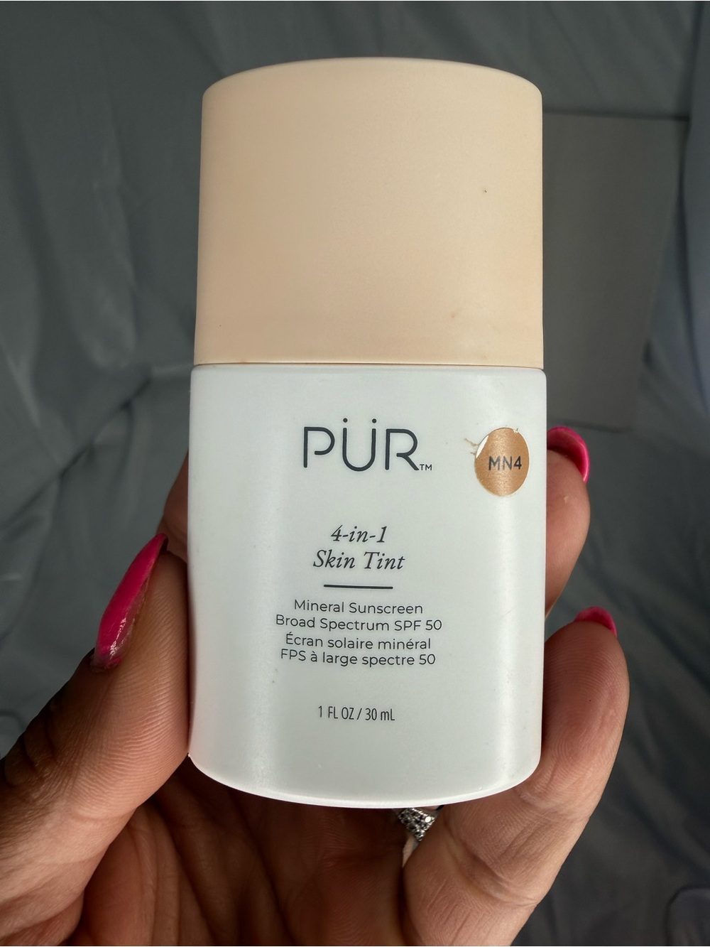 4-in-1 Skin Tint MN4 - Cream Tinted Mineral Sunscreen SPF 50
